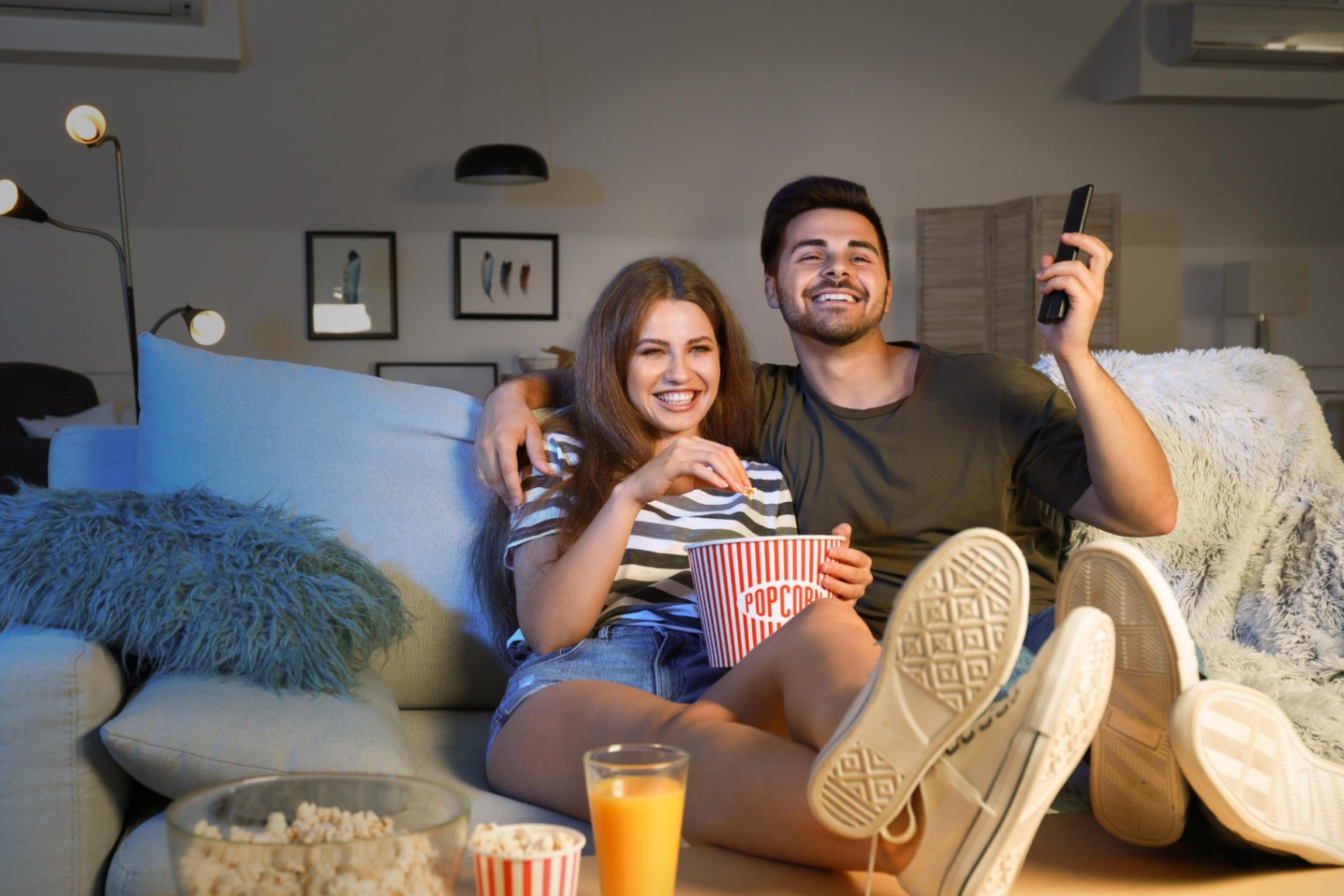 Frequently asked questions about Wi-Fi streaming and mobile plans in the UAE
